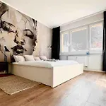 Design - Wohnen Mit Stil Und Komfort Apartman *